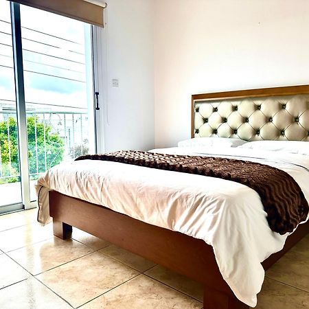 Nanas Vacation House Paphos Ngoại thất bức ảnh