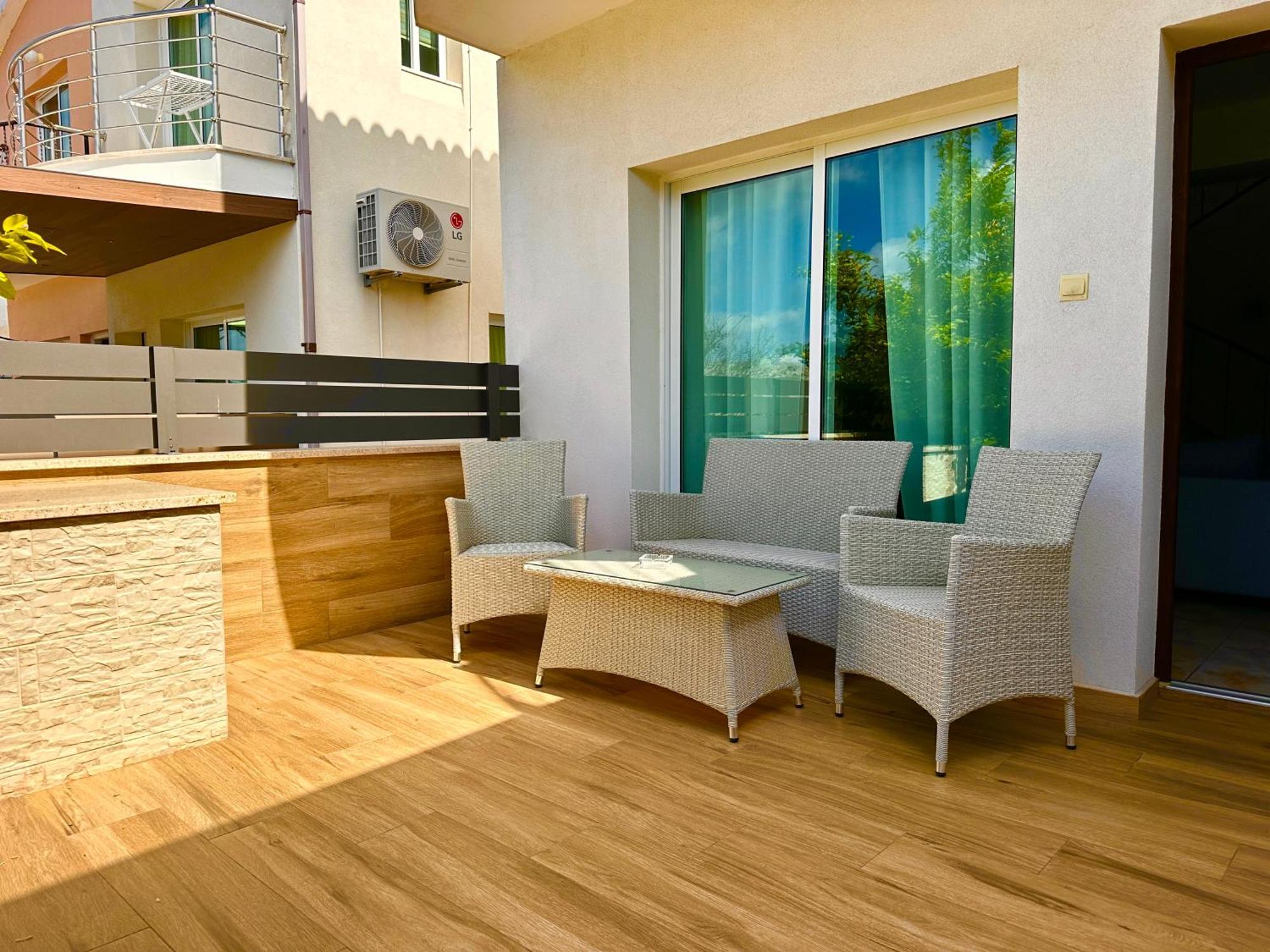 Nanas Vacation House Paphos Ngoại thất bức ảnh