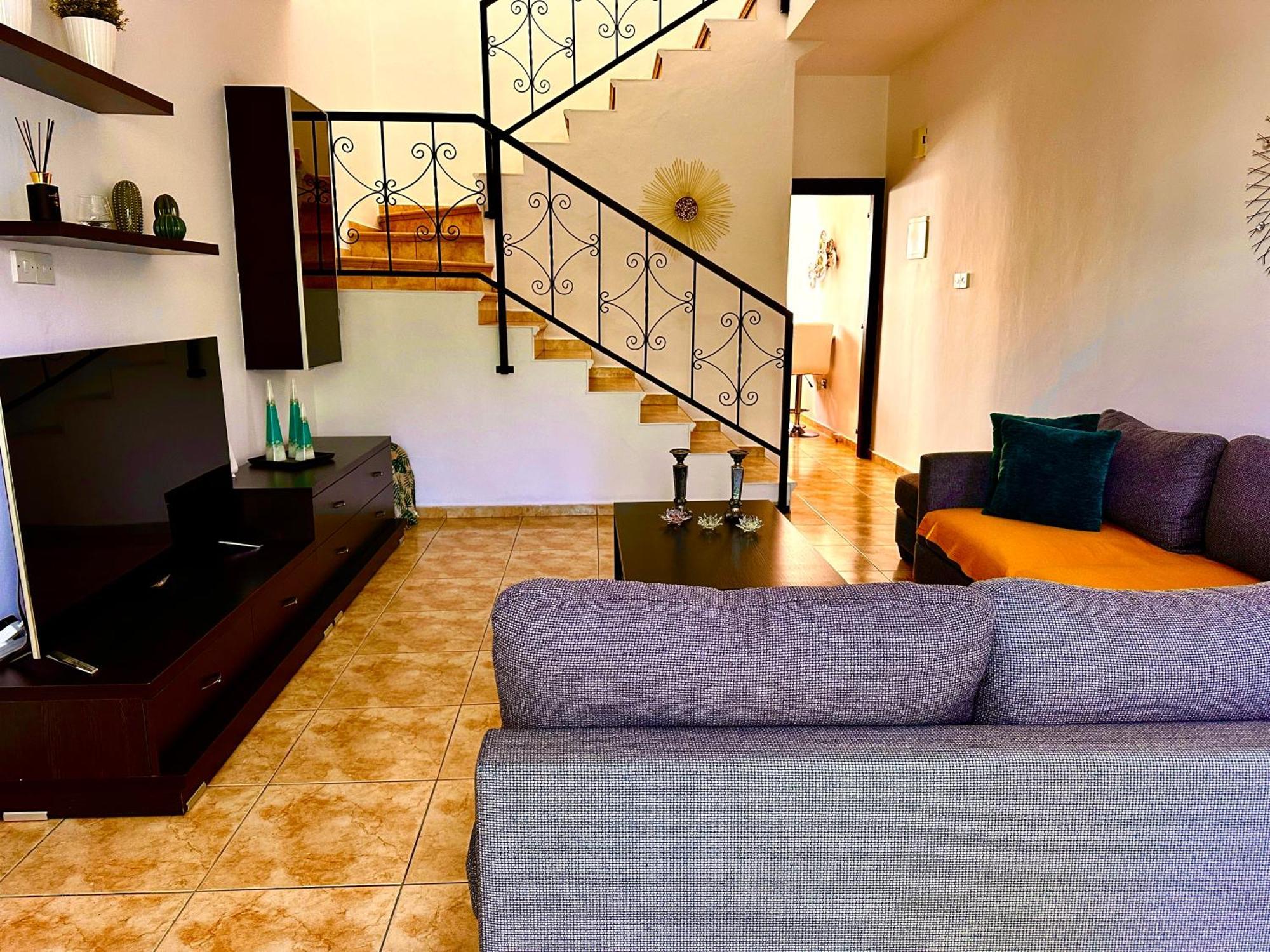 Nanas Vacation House Paphos Ngoại thất bức ảnh